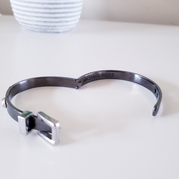 Michael Kors Astor Buckle Bangle - Gun Metal - Picture 7 of 13